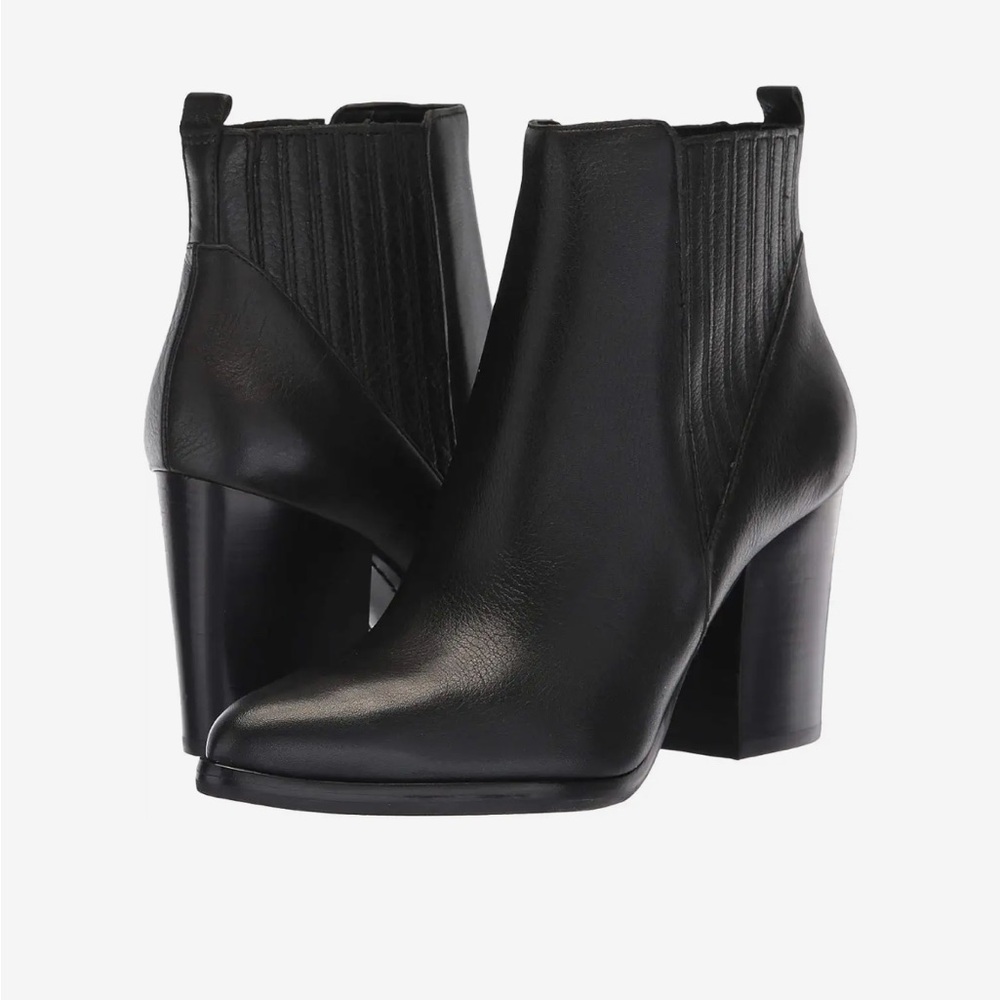 Marc Fisher Alva Bootie in Black size 7